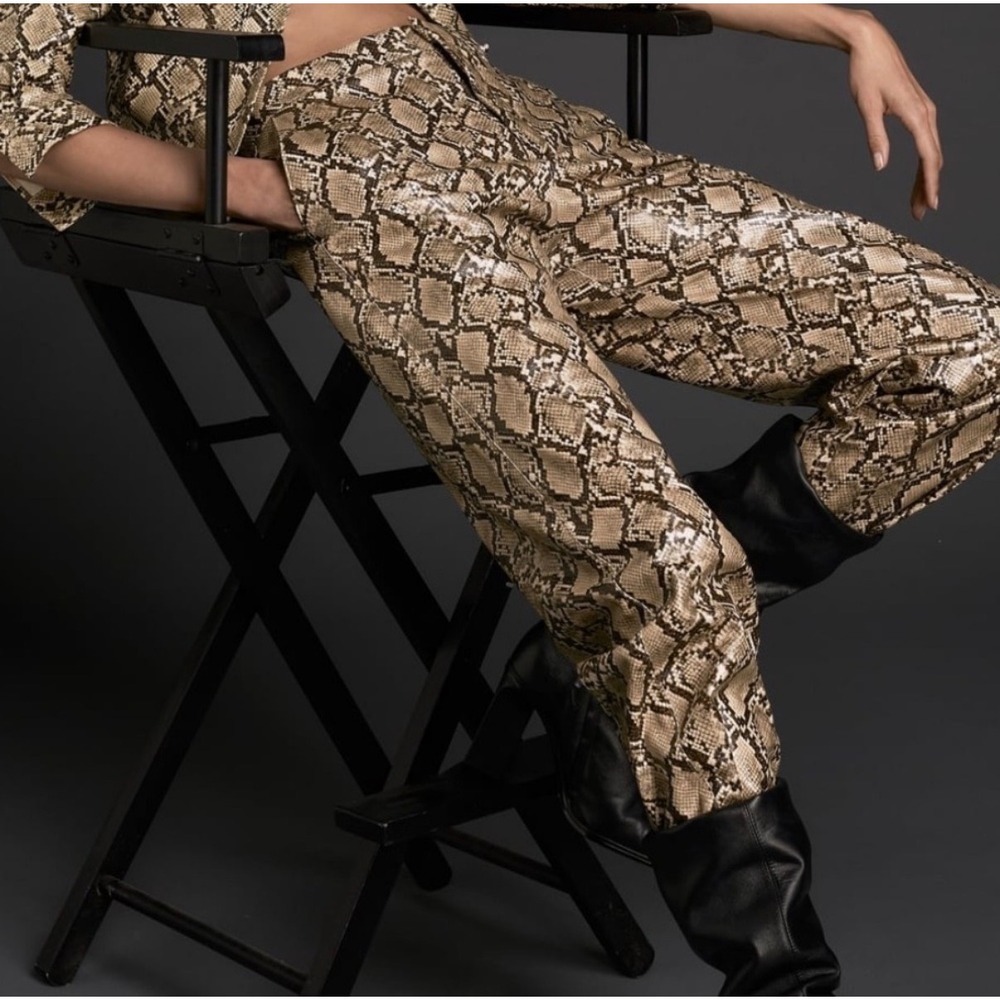 M8 Zara Snake Print Soft Stretchy Straight Wide Leg Pockets Pants‎ Sz 4